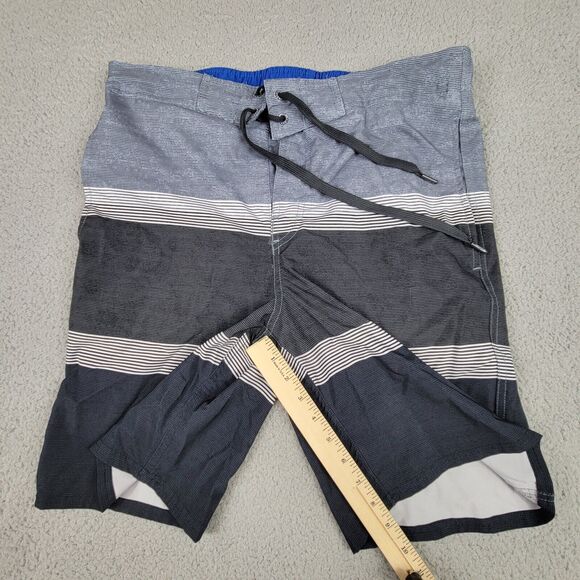 Gerry Mens Medium Swim Board Shorts Gray Flat Front Outdoors Trunks - Picture 7 of 11
